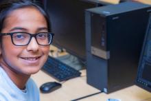 Introduction to technology in the DDS (including virtual reality, software, 3D printing and etching)