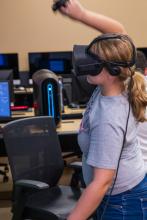 Introduction to technology in the DDS (including virtual reality, software, 3D printing and etching)